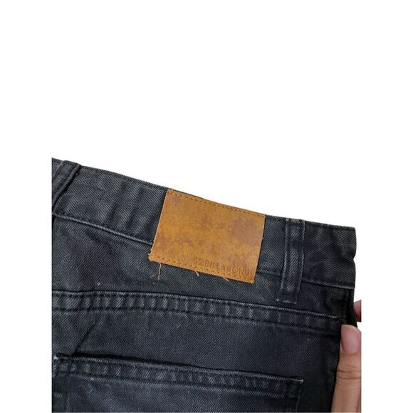 Billabong Women’s Black Distressed Denim High Waisted Shorts Size 27 NWT - Picture 5 of 6